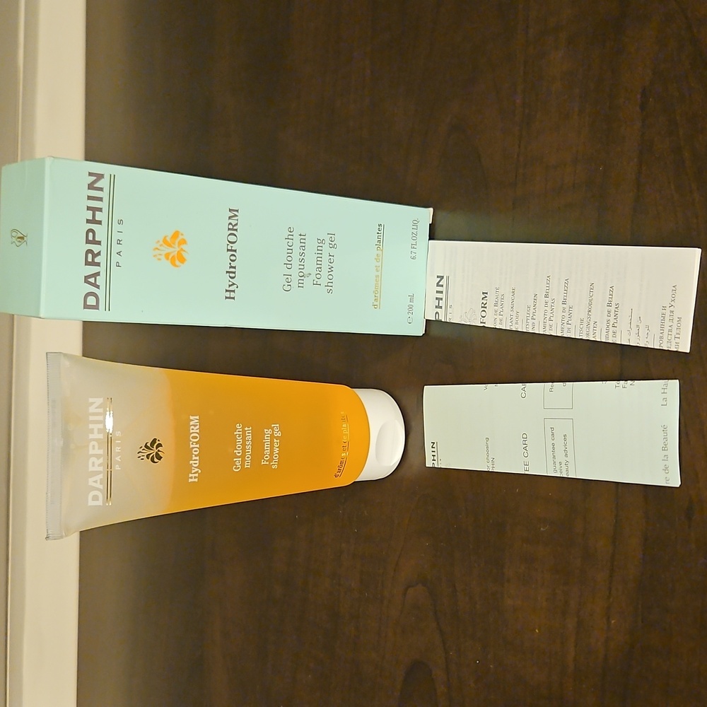 BRAND NEW IN BOX Darphin Paris HydroFORM Foaming Shower Gel 200 ML